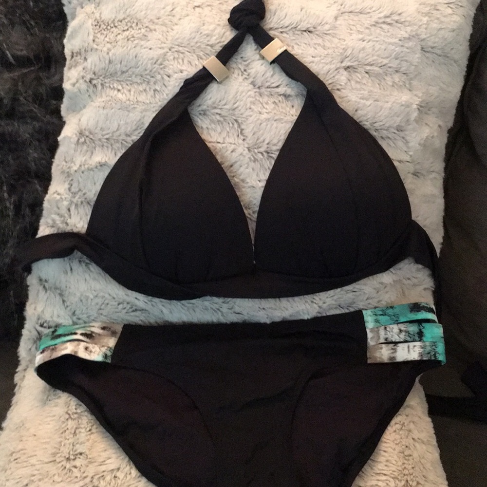Skye Black swimwear